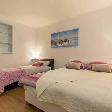 Apartment Nemo Split Buitenkant foto