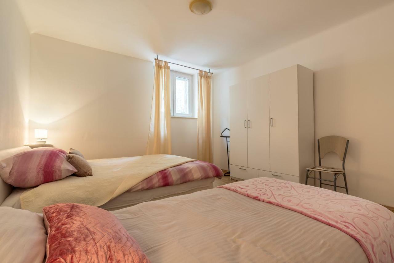 Apartment Nemo Split Buitenkant foto